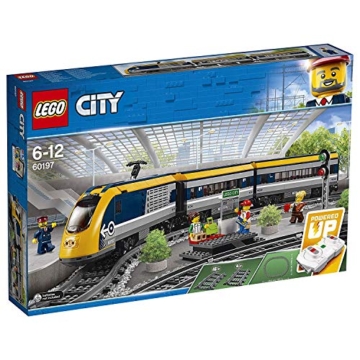 LEGO 60197 City Personenzug mit batteriebetriebenem Motor, ferngesteuertes Set mit Bluetooth-Verbindung, Schienen und Zubehör - 2