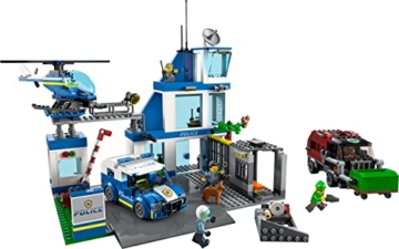 LEGO 60316 City Polizeistation mit Polizeiauto, Müllauto und Hubschrauber, Gebäude zum Bauen mit 3 Figuren, Polizei-Spielzeug für Jungen und Mädchen ab 6 Jahren, Geschenk für Kinder - 4
