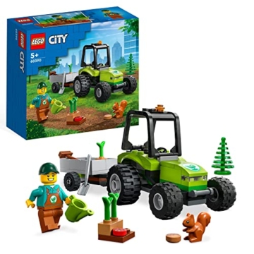 LEGO 60390 City Kleintraktor, Spielzeug-Traktor mit Anhänger, Fahrzeug zum Bauernhof-Set mit Gärtner-Minifigur & Tierfigur, Konstruktionsspielzeug ab 5 Jahren - 1