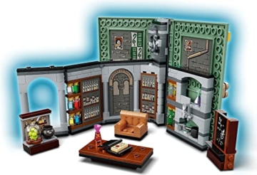 LEGO 76383 Harry Potter Hogwarts Moment: Zaubertrankunterricht Set, Spielzeugkoffer mit Minifiguren, Sammlerstück - 4