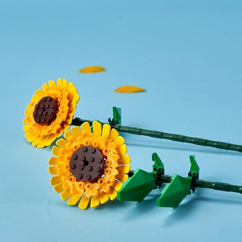 LEGO Botanicals Sonnenblumen - Gelbes Kunstblumen Set zum Bauen - Bastelset für Frauen und Männer - Schreibtischdeko oder DIY Blumendeko - Geschenk zum Muttertag - 40524 - 3