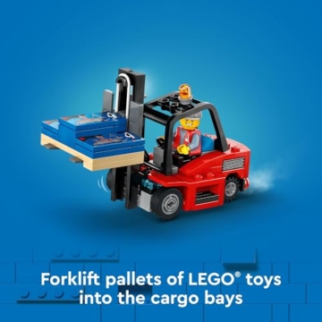 Lego City Delivery Truck (60440) Spielset für Kinder ab 8 Jahren, mit einem LKW mit großen Anhängerpaletten von Spielsets, einem funktionierenden Spielzeug-Gabelstapler und einem Hot-Dog-Ständer - 5