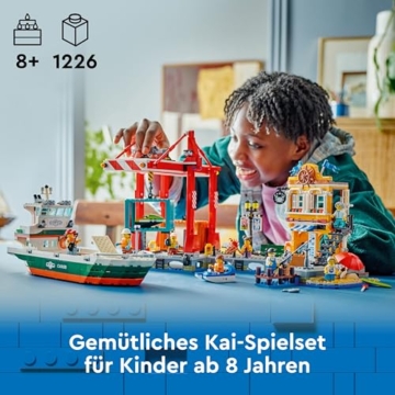 LEGO City Hafen mit Frachtschiff, Bauspielzeug für Jungen und Mädchen ab 8 Jahren, Geschenkidee für Kinder, Containerkran, Schiff-Spielzeug und 8 Minifiguren 60422 - 2