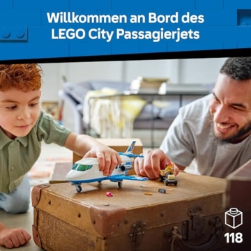 LEGO City Passagierjet Spielzeug - Flugzeug Modellbausatz mit 4 Minifiguren und Reisezubehör - Lernspielzeug - Geburtstagsgeschenk für Jungen ab 4 Jahren - 60492 - 3