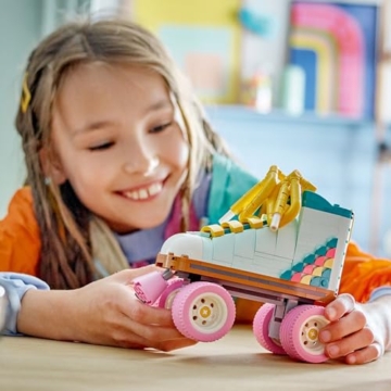 LEGO Creator 3-in-1 Retro Rollschuh – Spielzeug zum Bauen und Ausstellen - Verwandelt sich in ein Mini-Skateboard oder ein Boombox Radio – Kreatives Geschenk für Mädchen und Jungen ab 8 Jahren – 31148 - 9