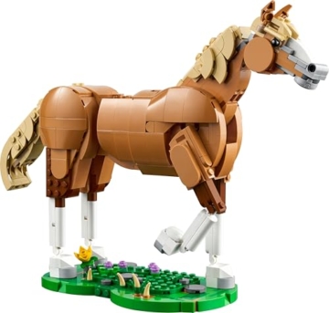 LEGO Creator 3in1 Prächtiges Ross - Pferde Spielzeug - Baue eine Bären- oder Hirschfigur - Geschenk zum Geburtstag für Mädchen und Jungen ab 9 Jahren - 31166 - 10