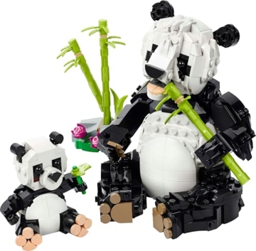 LEGO Creator 3in1 Wilde Tiere: Pandafamilie - Tierfiguren umbaubar in Pinguine oder Schwertwale – Spielzeug zum Bauen - Kreatives Geburtstagsgeschenk für Mädchen und Jungen ab 8 Jahren – 31165 - 10