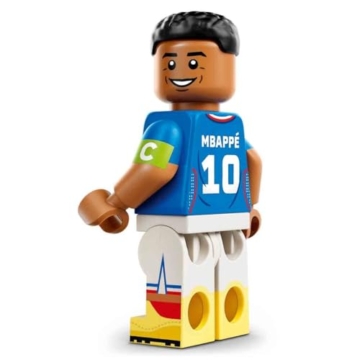 LEGO Editions Kylian Mbappé – Fußball-Highlights Spielzeug - 3D Modellbau mit Minifigur zum Sammeln - Kinderzimmer Deko - Geschenk für Jungen, Mädchen ab 10 Jahren und Erwachsene Sportfans - 43013 - 4