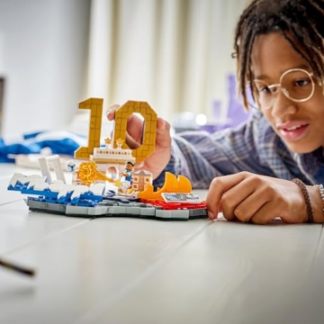 LEGO Editions Kylian Mbappé – Fußball-Highlights Spielzeug - 3D Modellbau mit Minifigur zum Sammeln - Kinderzimmer Deko - Geschenk für Jungen, Mädchen ab 10 Jahren und Erwachsene Sportfans - 43013 - 7
