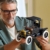 LEGO Icons Ford Model T - Retro Auto Modellbau für Erwachsene - Sammler Ausstellungsset mit Stofffaltdach, hohen Rädern & geteilter Windschutzscheibe - Geschenk für Fans klassischer Fahrzeuge - 11376 - 6