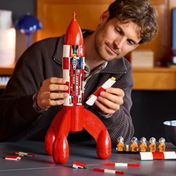 LEGO Ideas Die Mondrakete von Tintin - Raumschiff Modellbau für Erwachsene - Set zum Ausstellen mit 5 Minifiguren und der Hundefigur Struppi für DIY Deko - Geschenkidee für Fans - 21367 - 4
