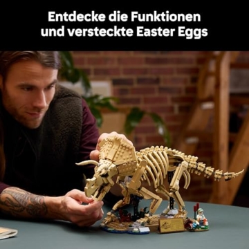LEGO Jurassic World Dinosaurier-Fossilien: Triceratops - Modellbau für Erwachsene mit der Minifigur Dr. Gerry Harding - DIY Deko fürs Regal - Geschenkidee für Jurassic Park Fans - 77985 - 3