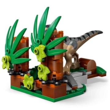 LEGO Jurassic World Raptor: Verfolgungsjagd mit dem Geländewagen – 2 Dinosaurier Figuren, Auto, 2 Minifiguren – Geschenk für Jungen und Mädchen ab 6 Jahren, Fans des Films „Die Wiedergeburt“ – 76972 - 4