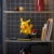 LEGO Pokémon Pikachu und Pokéball - Bauset für Erwachsene - Modellbau mit beweglicher Anime Figur und dynamischem Ständer - DIY Deko für Zimmer oder Schreibtisch - Geschenk für Gaming Fans - 72152 - 2