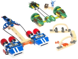 LEGO Star Wars 7186 Watto's Junkyard