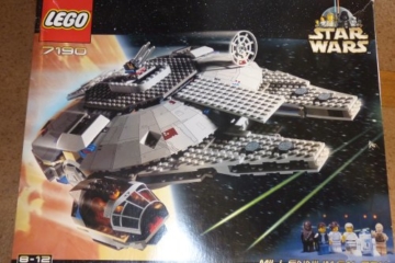 Lego Star Wars 7190 Millennium Falcon