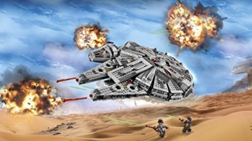 LEGO Star Wars 75105 - Millennium Falcon - 10