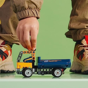 LEGO Technic Dump Truck 42147, 2in1 Spielzeugset, Baufahrzeugmodell zum Bagger, Ingenieurspielzeug, Geschenk für Kinder, Jungen, Mädchen ab 7 Jahren - 4