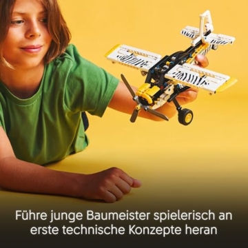LEGO Technic Propellerflugzeug (42198) Geschenk für Kinder