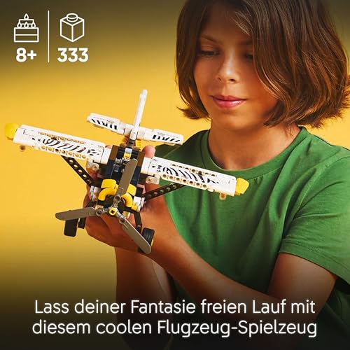 LEGO Technic Propellerflugzeug (42198) Geschenk für Jungen
