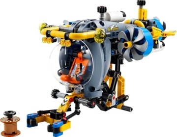 LEGO Technic Tiefseeforscher U-Boot Spielzeug, Bauspielzeug für Kinder, Jungen und Mädchen ab 9 Jahren, kreative Geschenkideen zum Geburtstag, baubares Fahrzeug, mit drehenden Propellern 42201 - 9