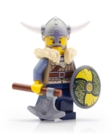 LEGO Wikinger Figuren Set: Wikinger #1 mit Axt und Schild – Erweitere Dein Wikingerdorf mit Vikings Minifiguren und Waffen - 1