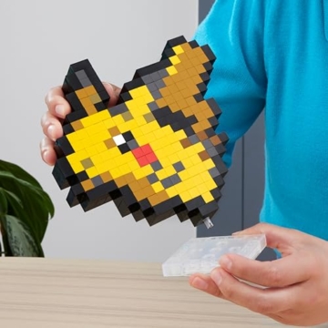 MEGA Pokémon Pikachu - zusammenbaubare Pixel Art Figur mit Retro-Look, inklusive Basis zur Wandmontage, für Erwachsene Baumeister und Sammler, HTH74 - 3