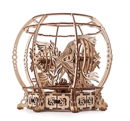 UGEARS 3D Puzzle Mechanisches Aquarium - Dekorativer Aquarium Holzbausatz mit Federmechanismus - 3D Holzpuzzle für Erwachsene - Selbstmontage Modellbau - Modellbausatz für Erwachsene und Kinder 14+ - 1
